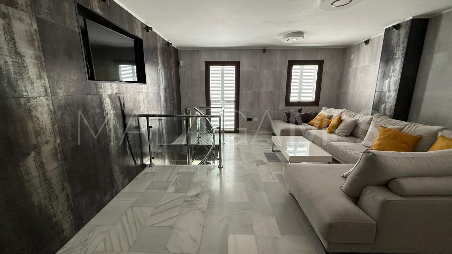 2 bedrooms apartment in Marbella - Puerto Banus for sale