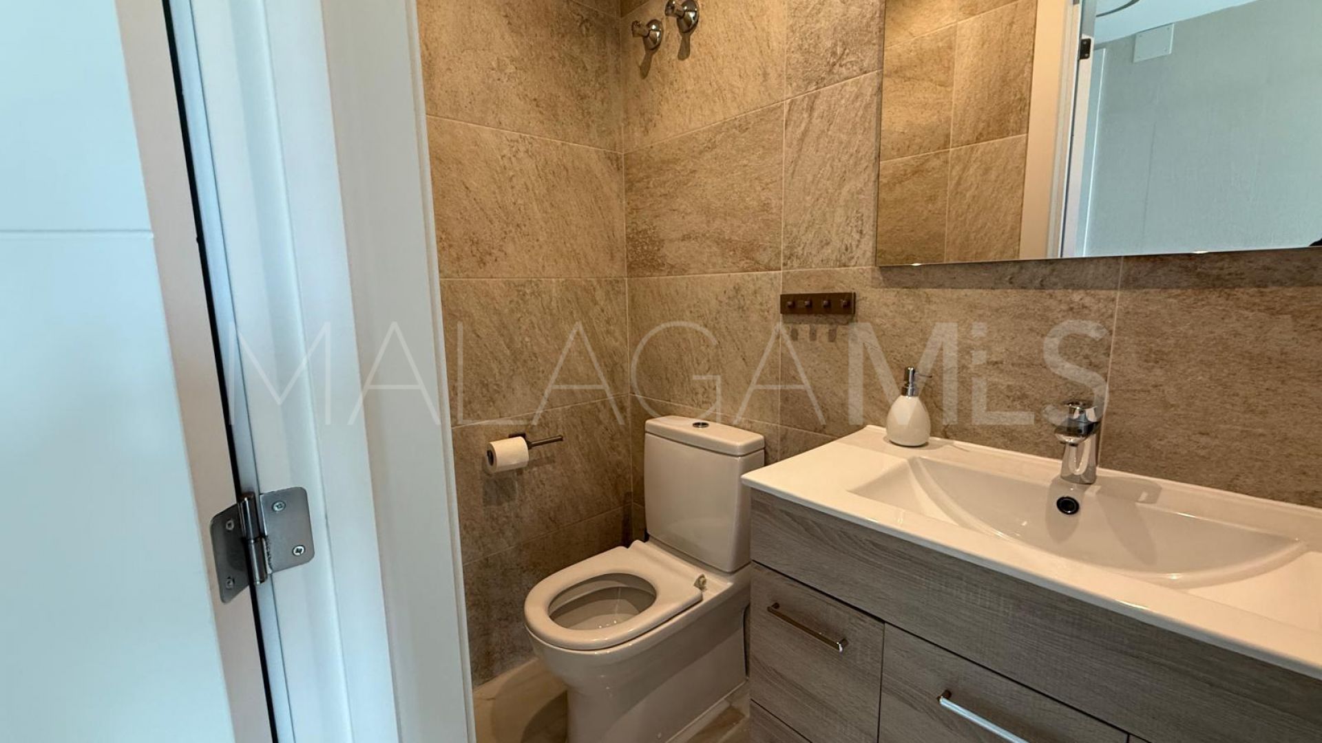 2 bedrooms apartment in Marbella - Puerto Banus for sale