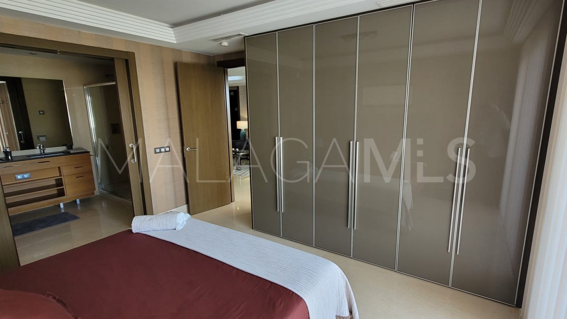 Apartamento for sale in Benahavis