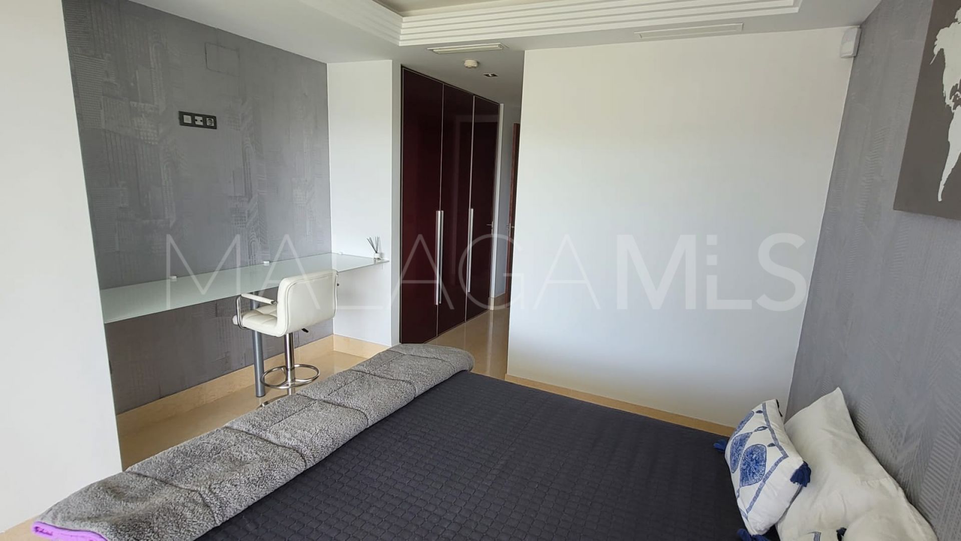 Apartamento for sale in Benahavis