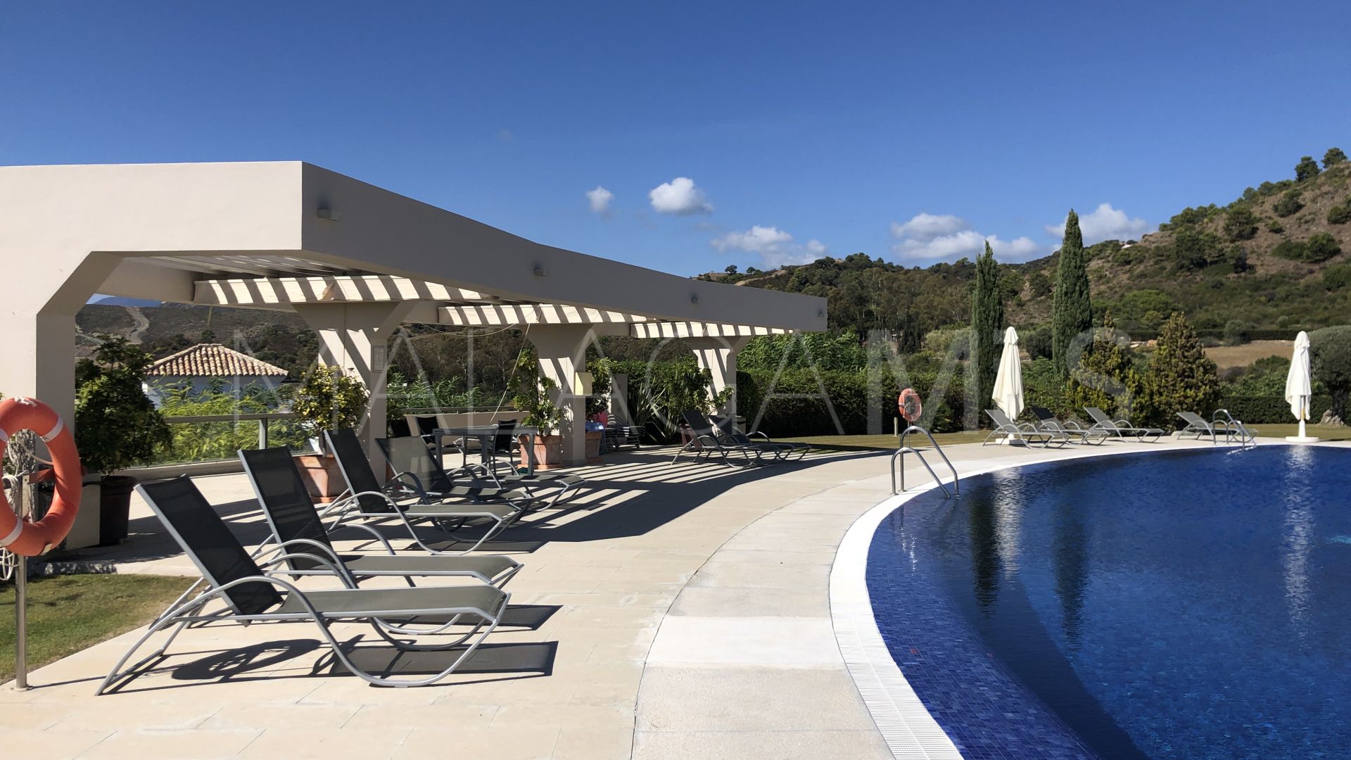 Apartamento for sale in Benahavis