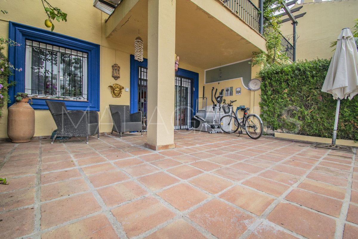 Reihenhaus for sale in Nueva Andalucia