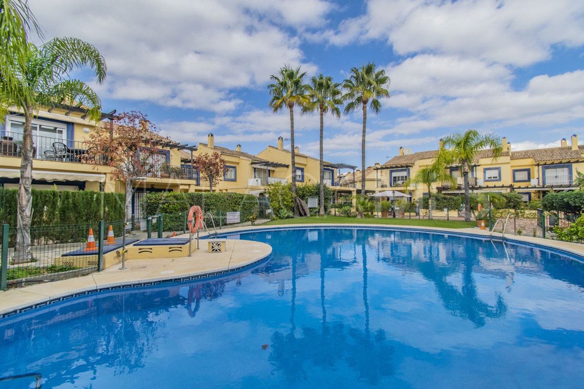 Reihenhaus for sale in Nueva Andalucia