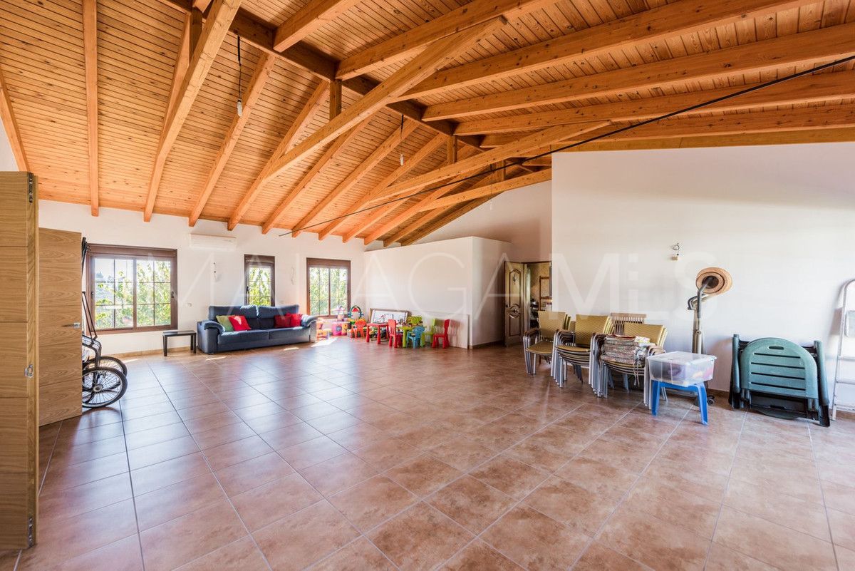 3 bedrooms Estepona villa for sale