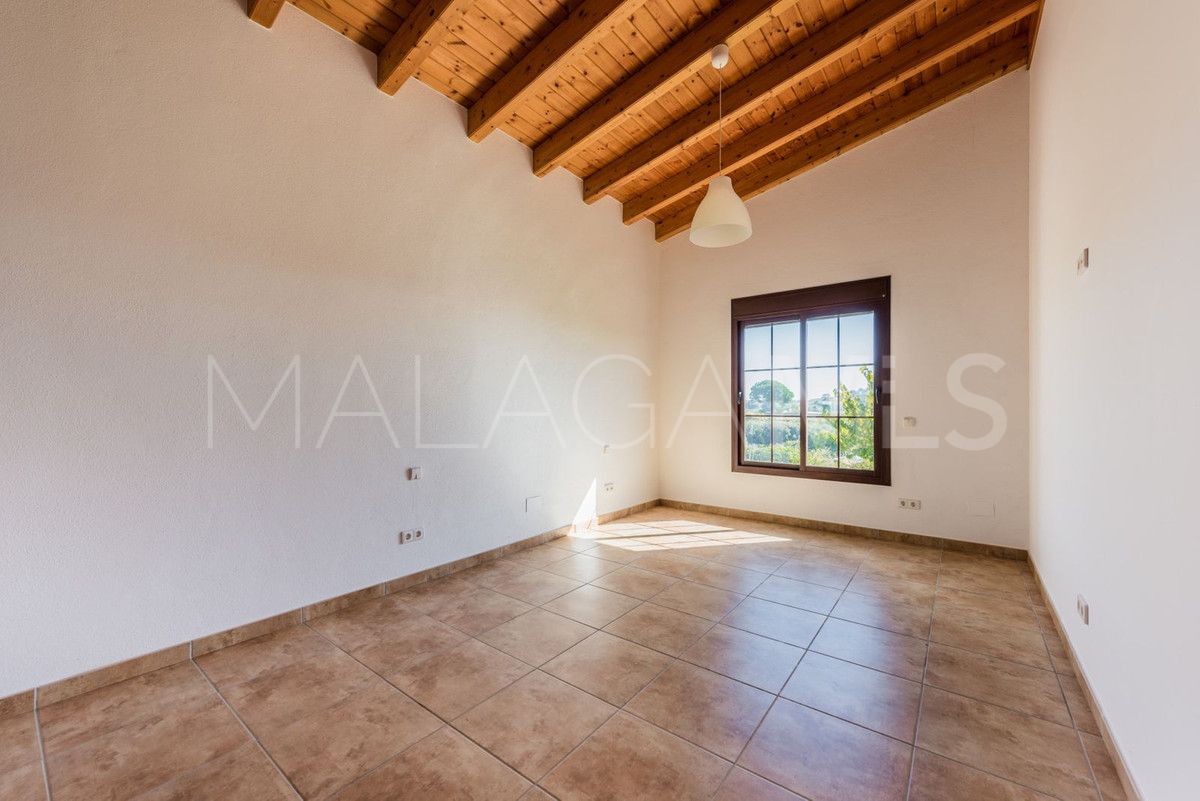 3 bedrooms Estepona villa for sale