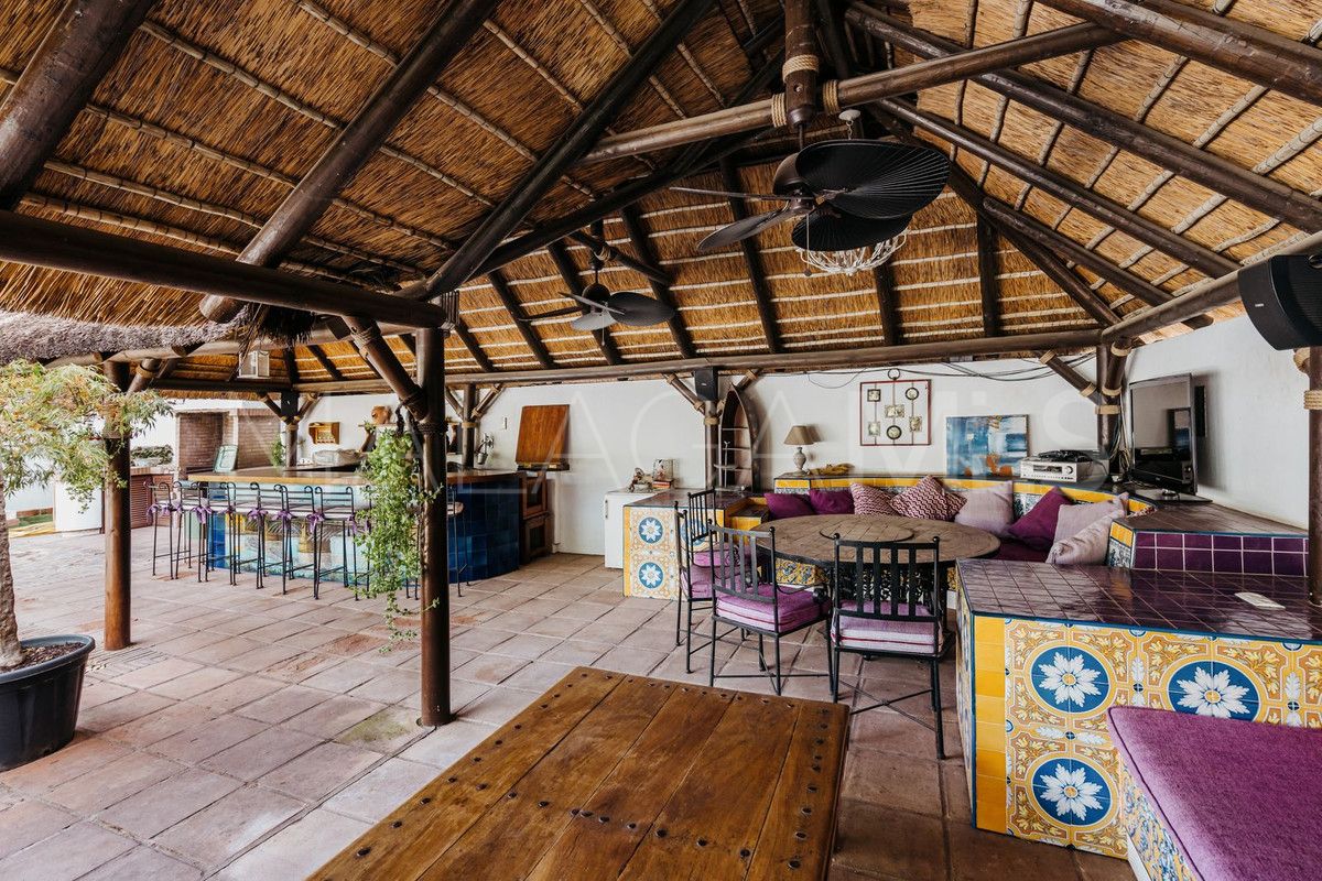 Villa for sale in Nagüeles