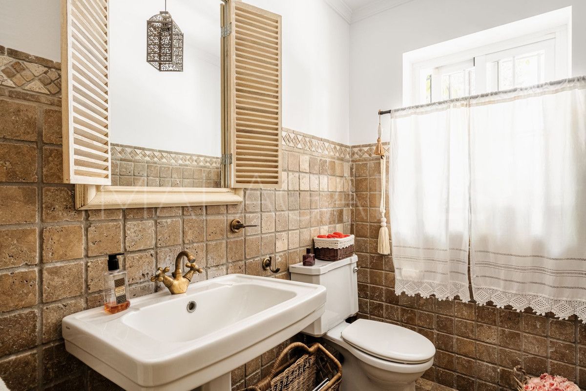 Villa for sale in Nagüeles