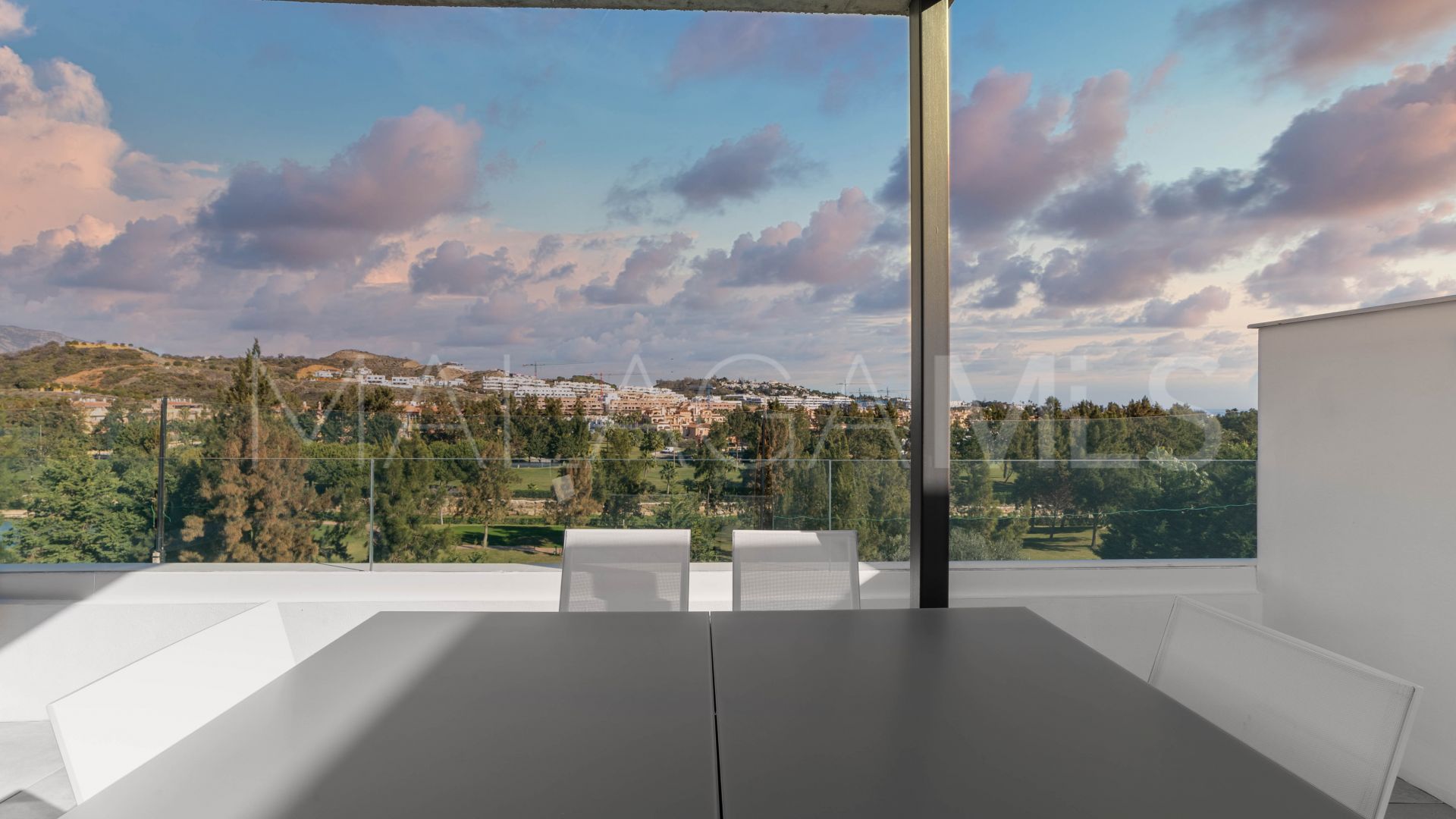 Zweistöckiges penthouse for sale in Cala de Mijas