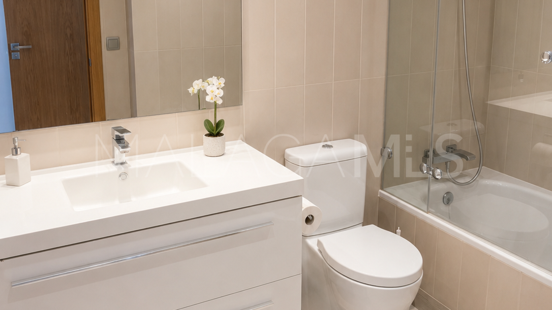 For sale San Pedro de Alcantara penthouse with 3 bedrooms