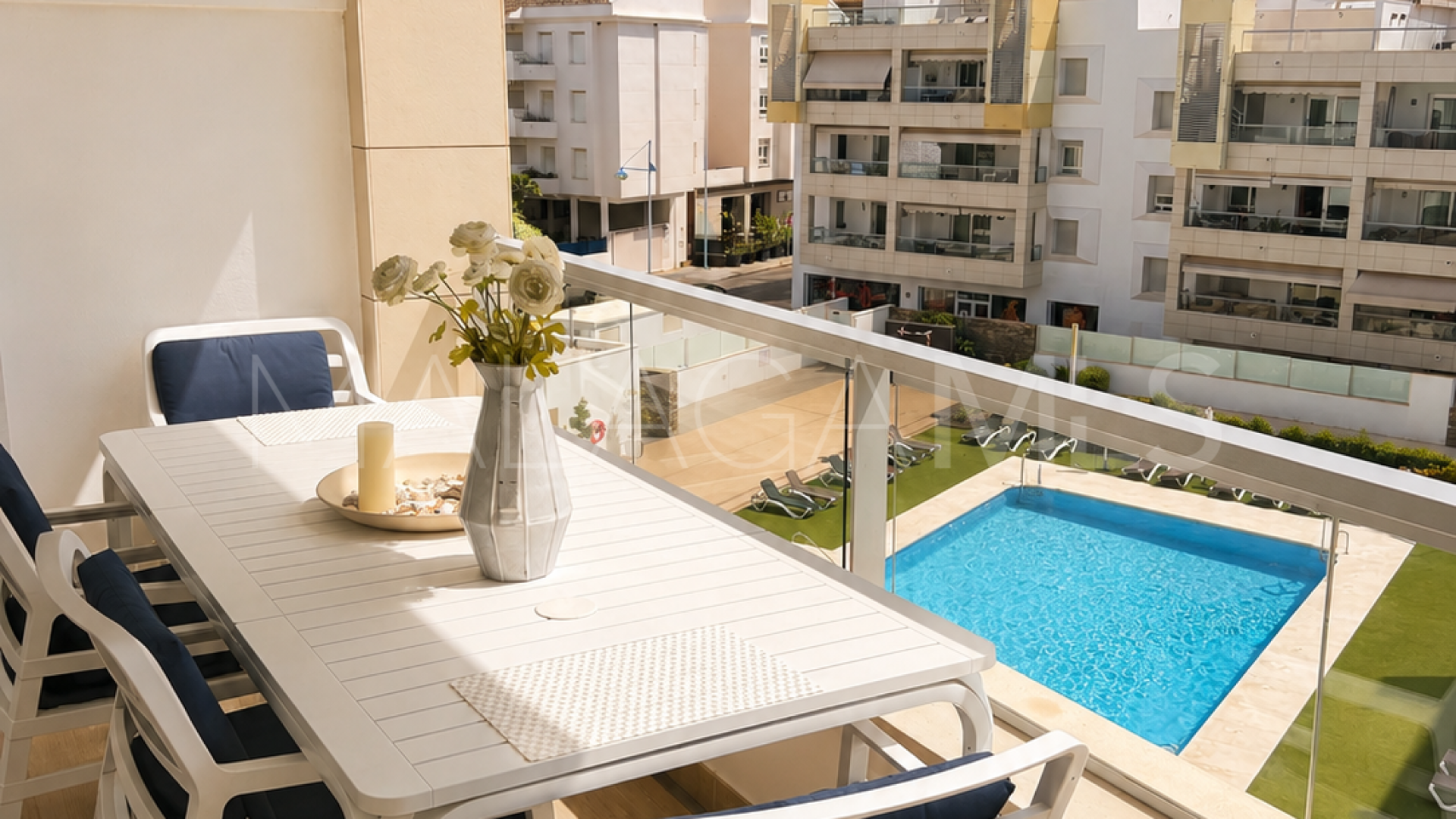 For sale San Pedro de Alcantara penthouse with 3 bedrooms