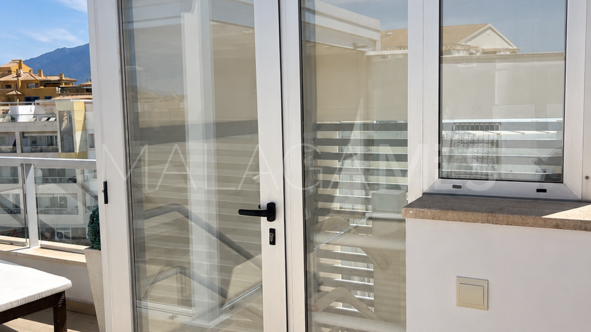 For sale San Pedro de Alcantara penthouse with 3 bedrooms