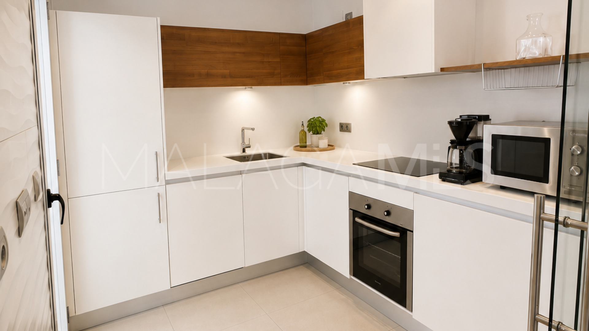 For sale San Pedro de Alcantara penthouse with 3 bedrooms