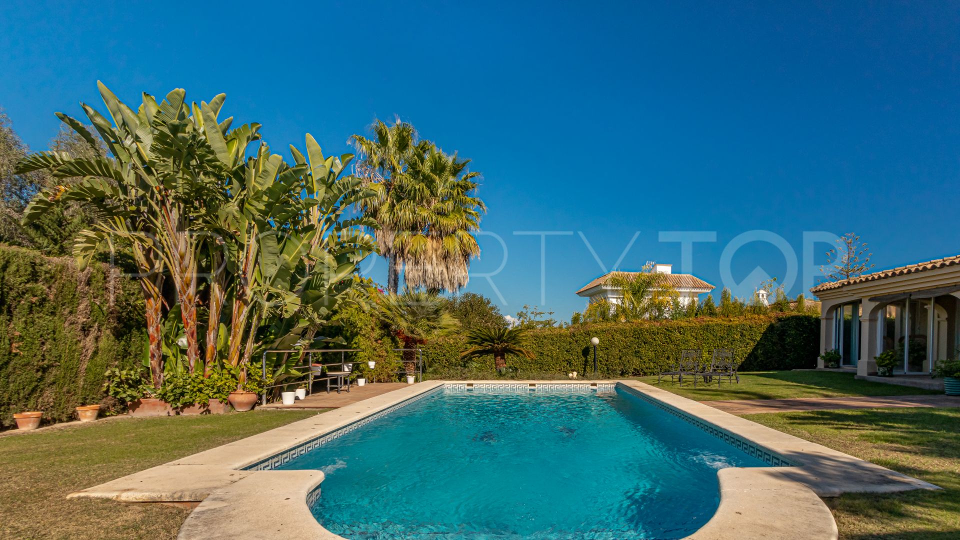 For sale Zona B villa with 4 bedrooms