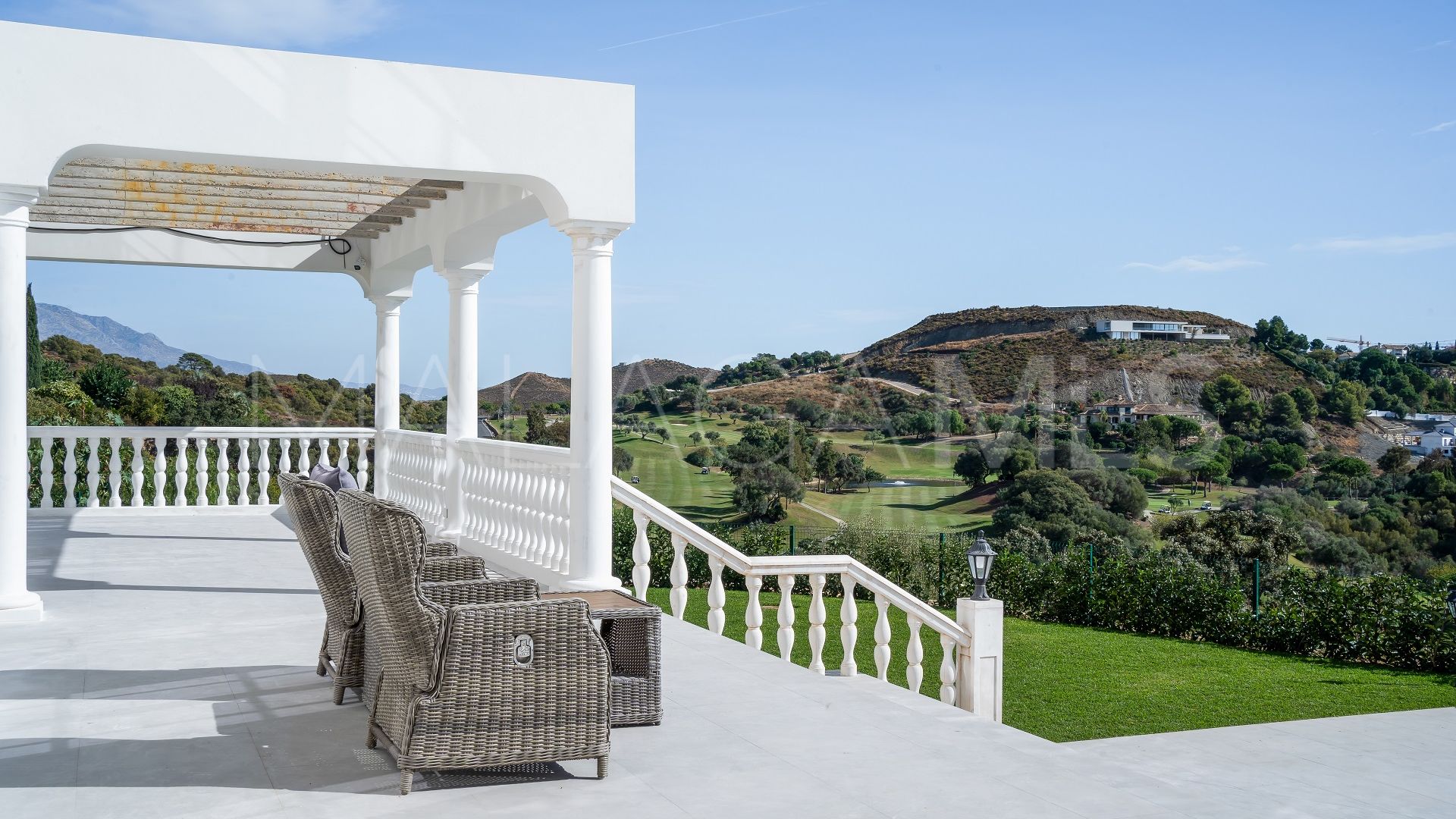 Villa de 6 bedrooms for sale in Marbella Club Hills