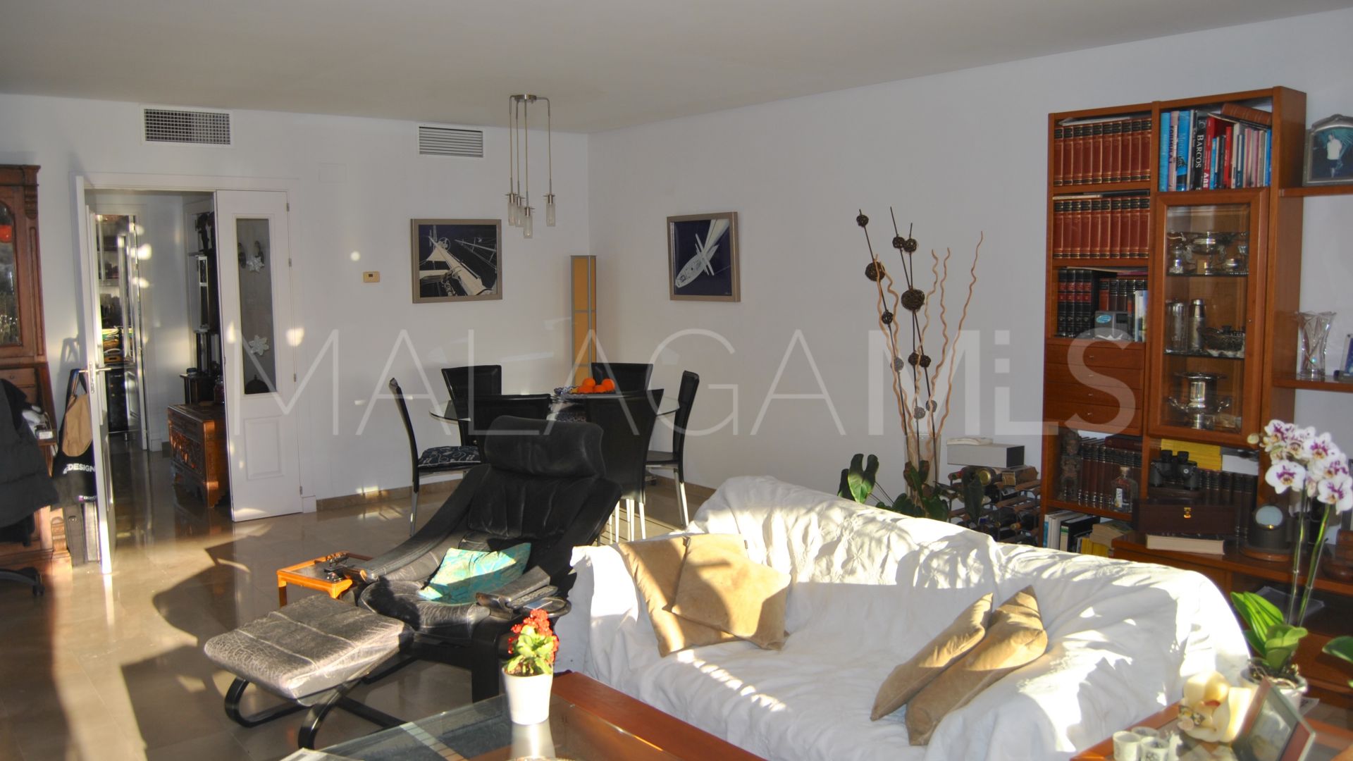Lägenhet for sale in Torrequebrada