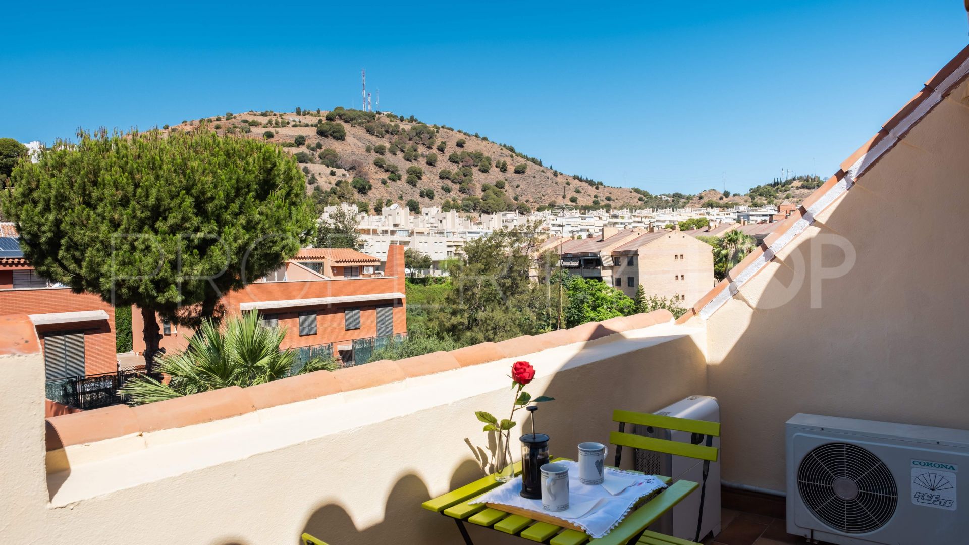 For sale El Limonar 4 bedrooms town house