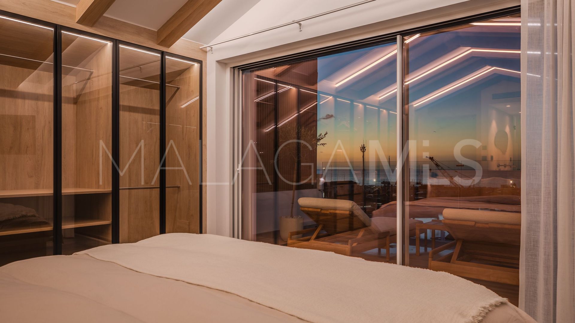 Zweistöckiges penthouse for sale in Marbella - Puerto Banus