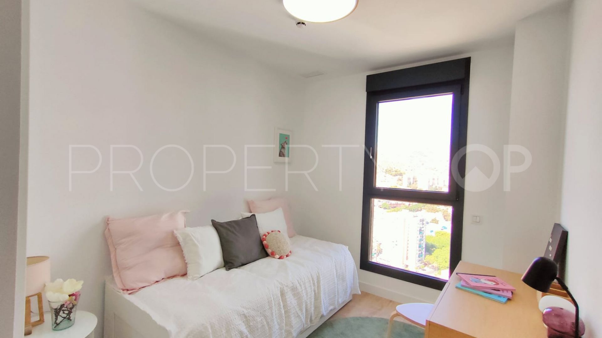 4 bedrooms Malaga penthouse for sale