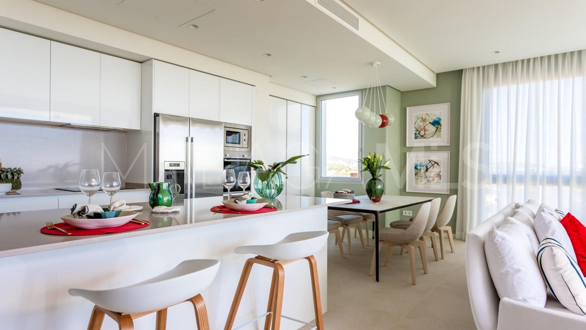 Apartment for sale in Marbella Club Hills with 3 bedrooms