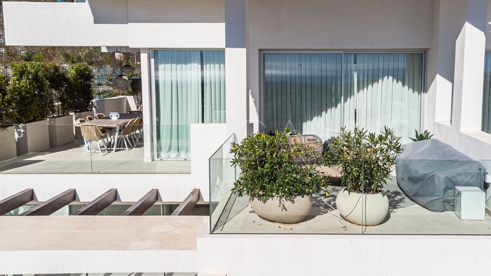 Apartment for sale in Marbella Club Hills with 3 bedrooms