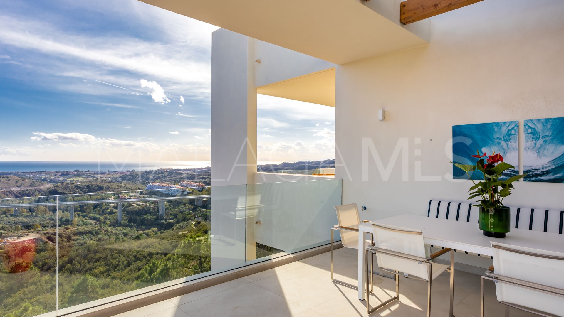 Apartment for sale in Marbella Club Hills with 3 bedrooms
