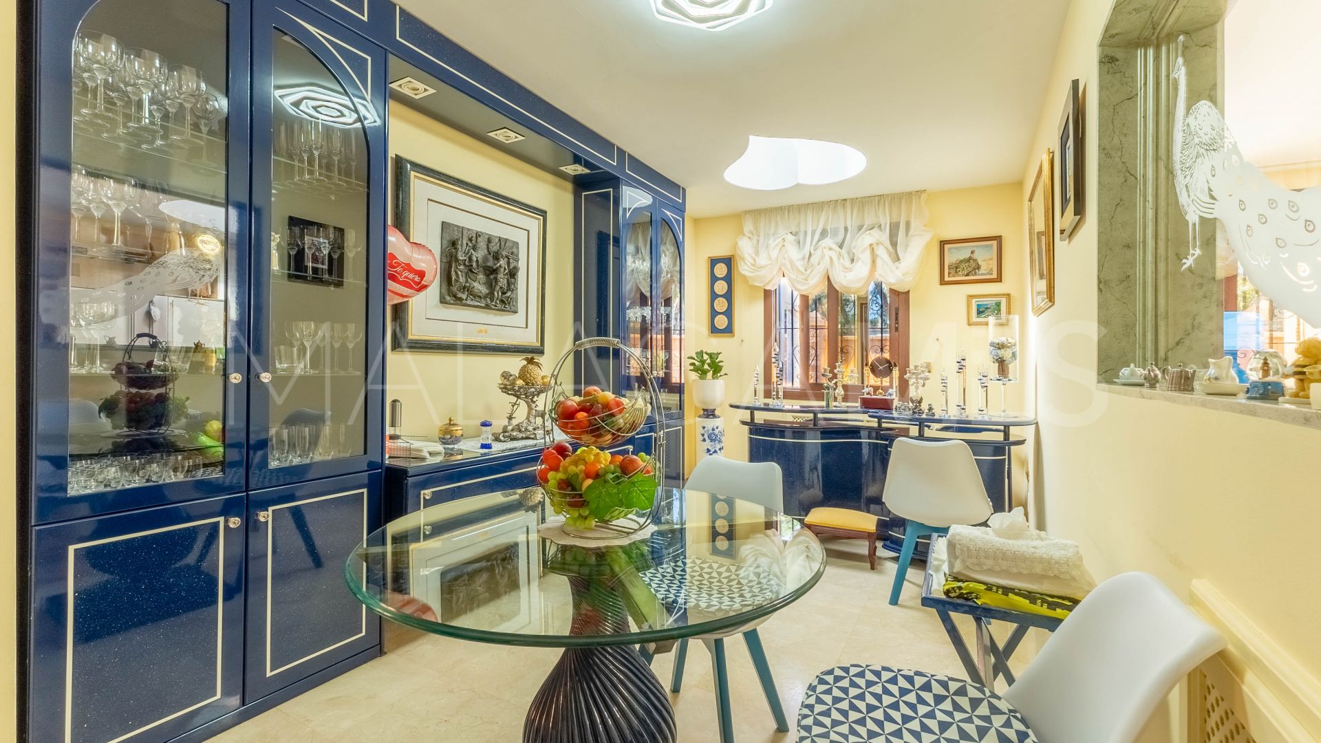 Villa for sale in Los Monteros Playa