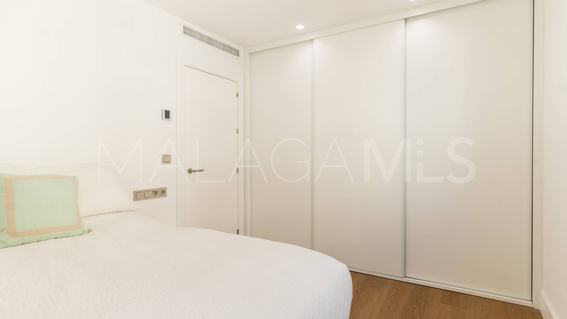 Apartment with 4 bedrooms for sale in La Malagueta - La Caleta