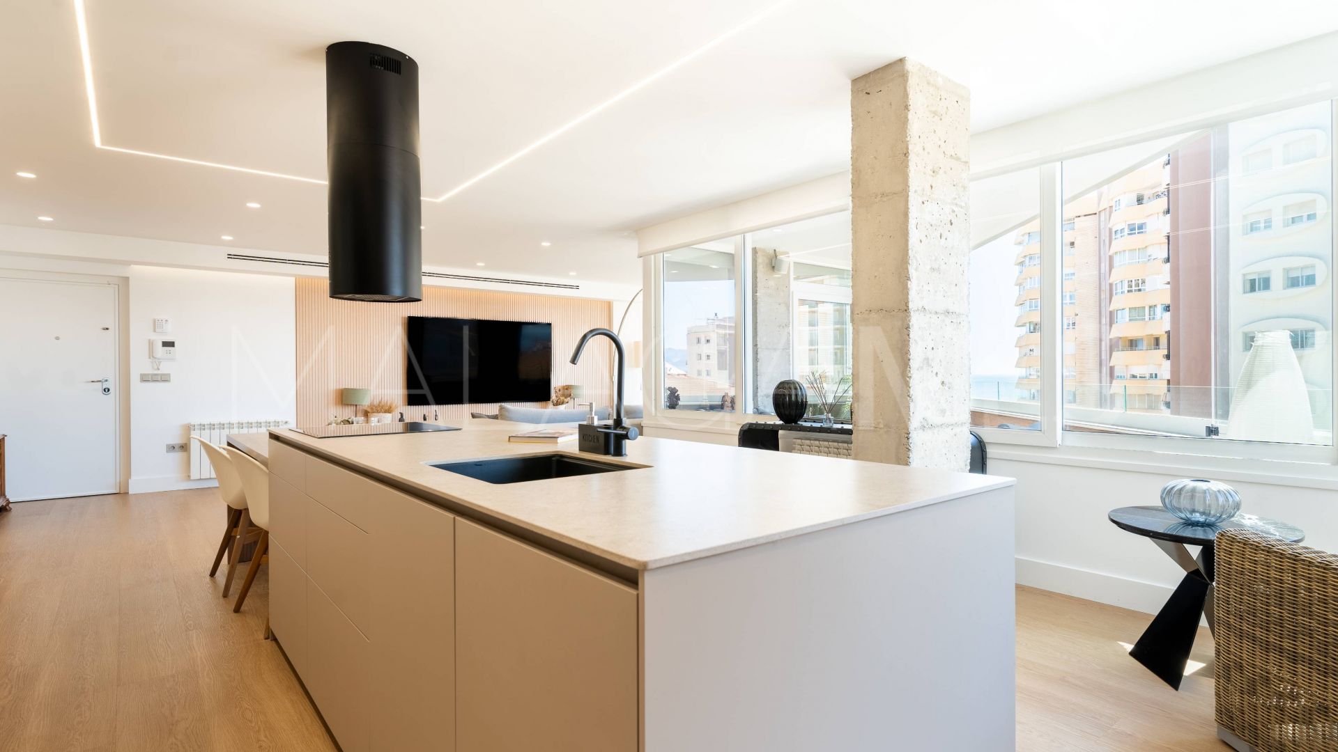 Apartment with 4 bedrooms for sale in La Malagueta - La Caleta