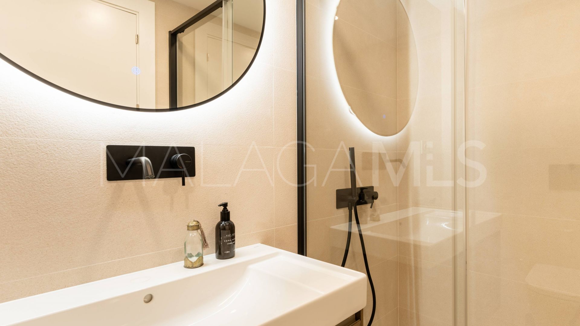 Apartment with 4 bedrooms for sale in La Malagueta - La Caleta