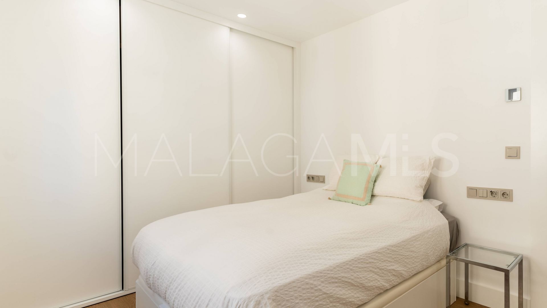 Apartment with 4 bedrooms for sale in La Malagueta - La Caleta