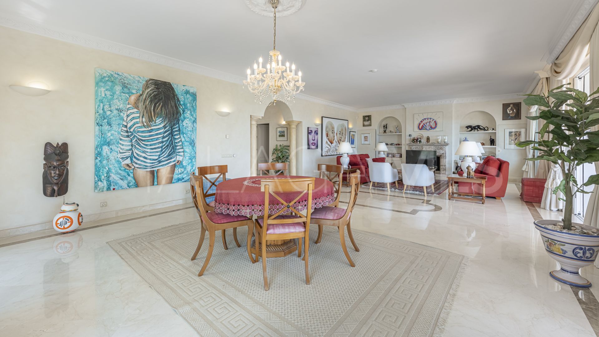 Villa for sale in El Herrojo
