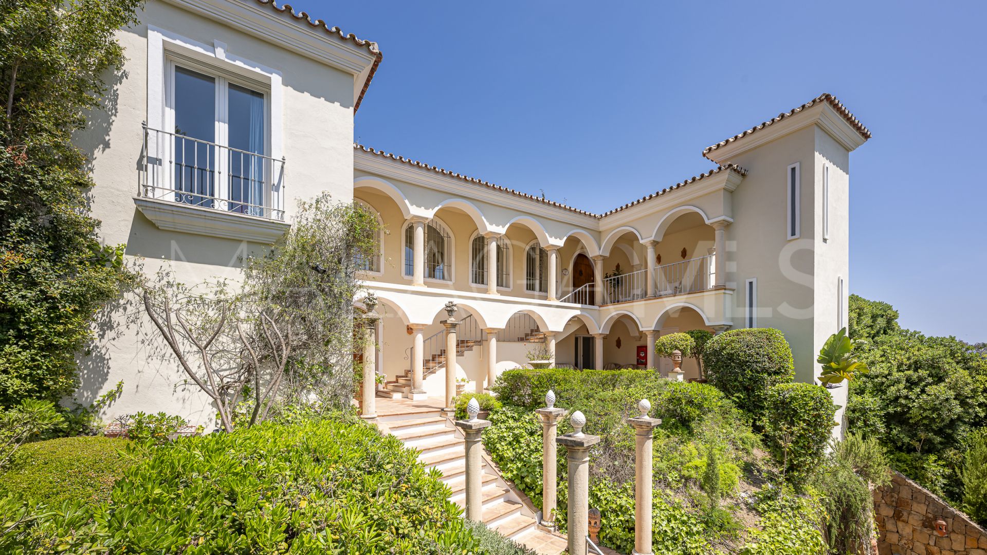 Villa for sale in El Herrojo