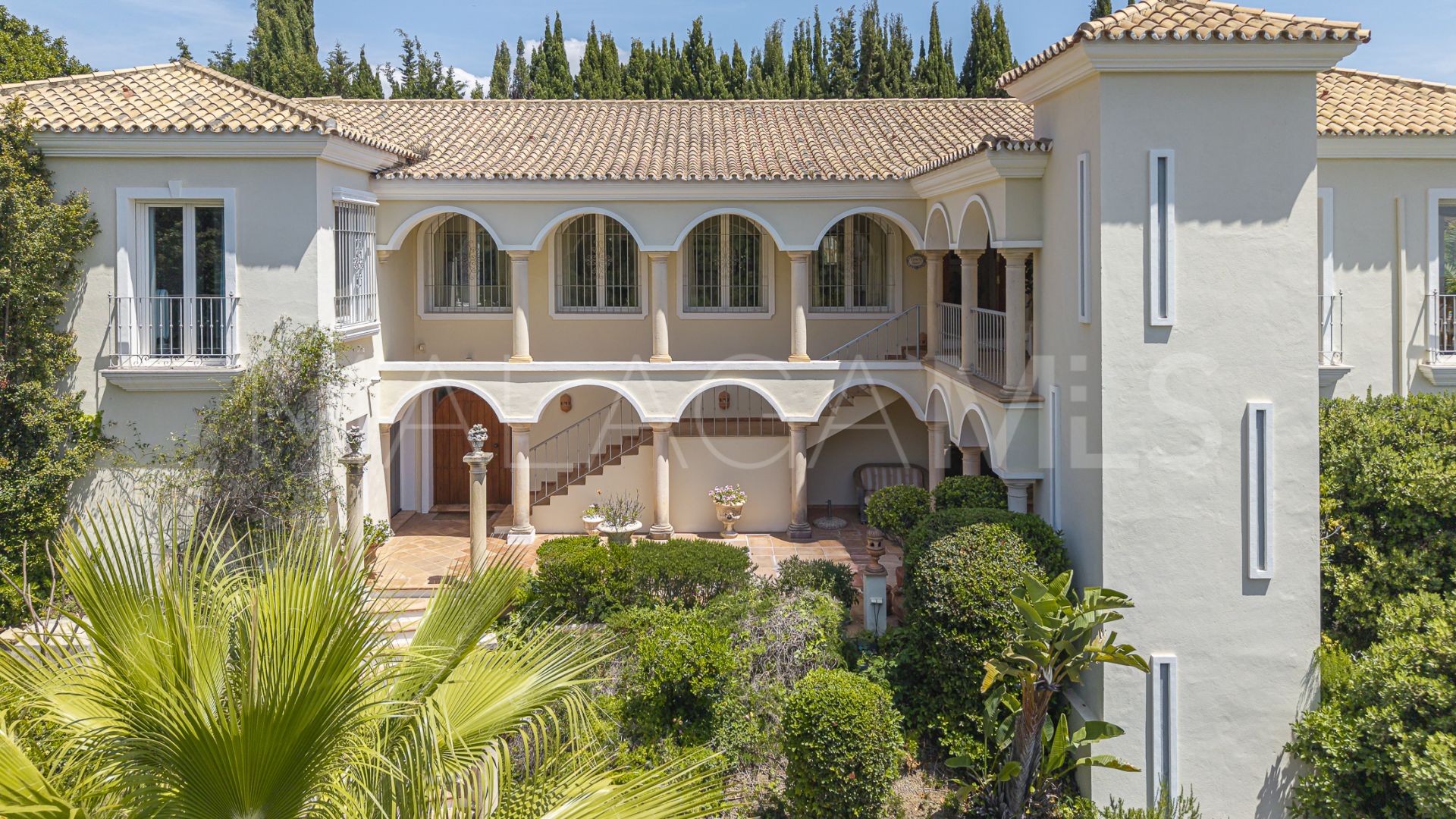 Villa for sale in El Herrojo