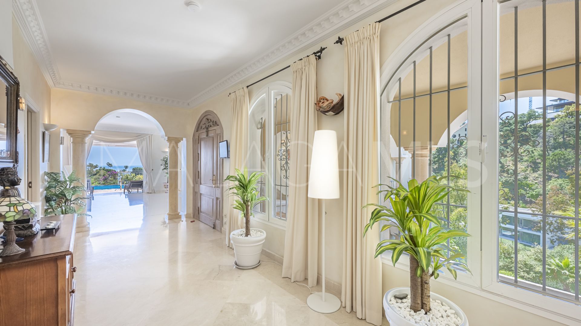 Villa for sale in El Herrojo