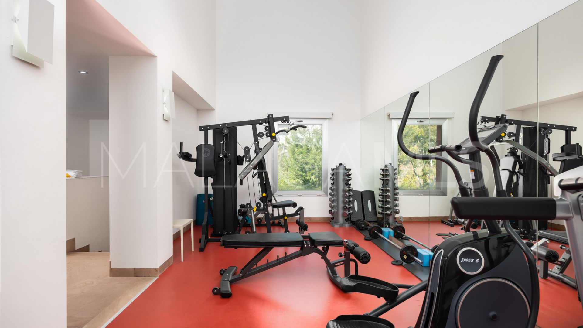 Villa for sale in El Atabal