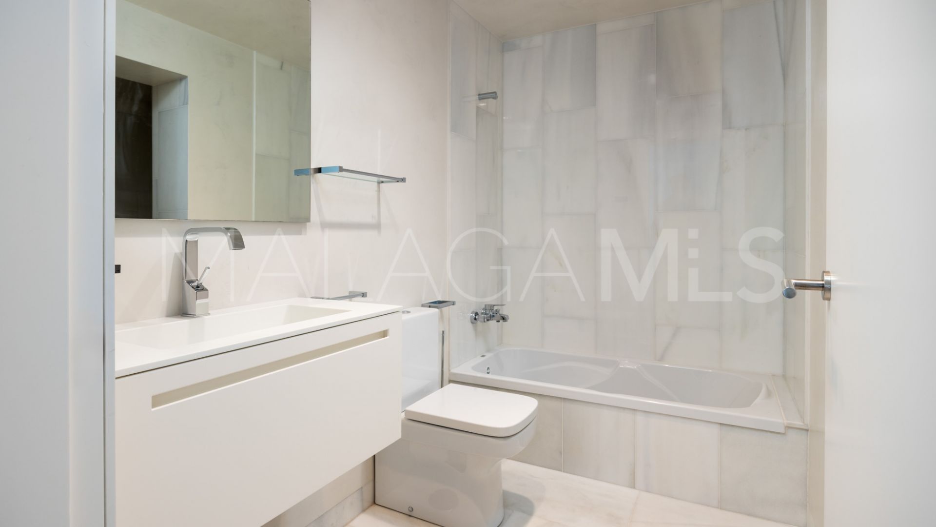 Villa for sale in El Atabal