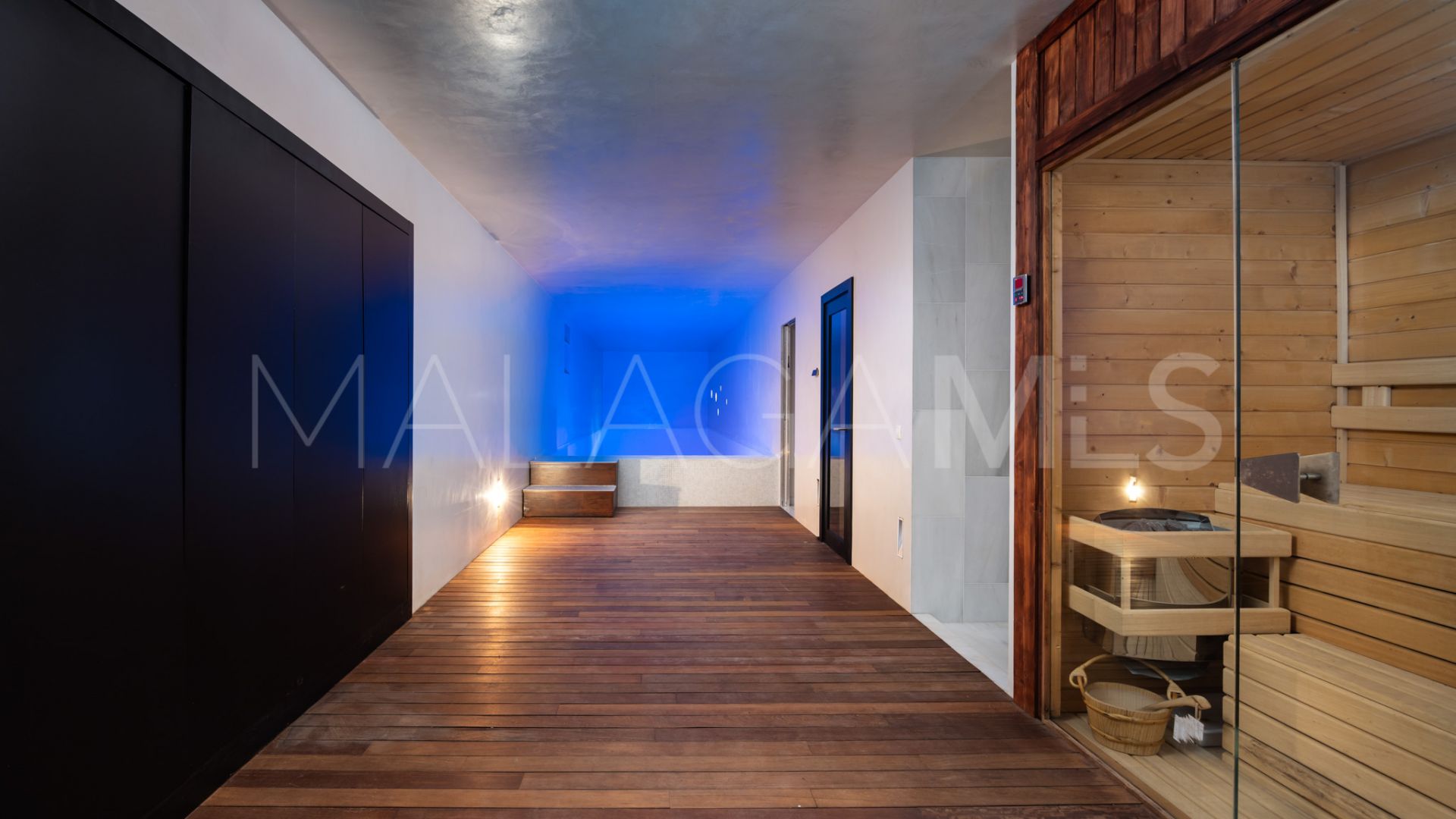 Villa for sale in El Atabal