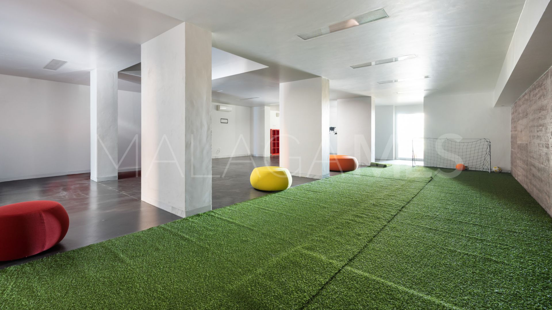 Villa for sale in El Atabal