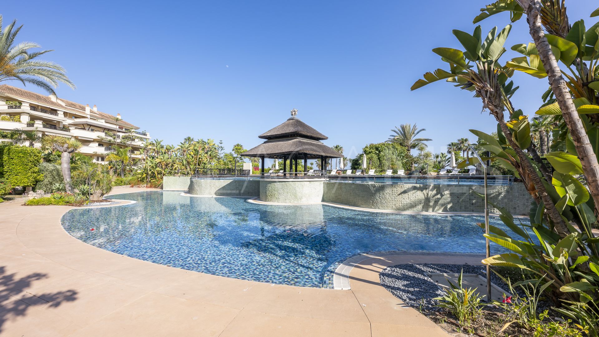 For sale Laguna de Banus 3 bedrooms apartment