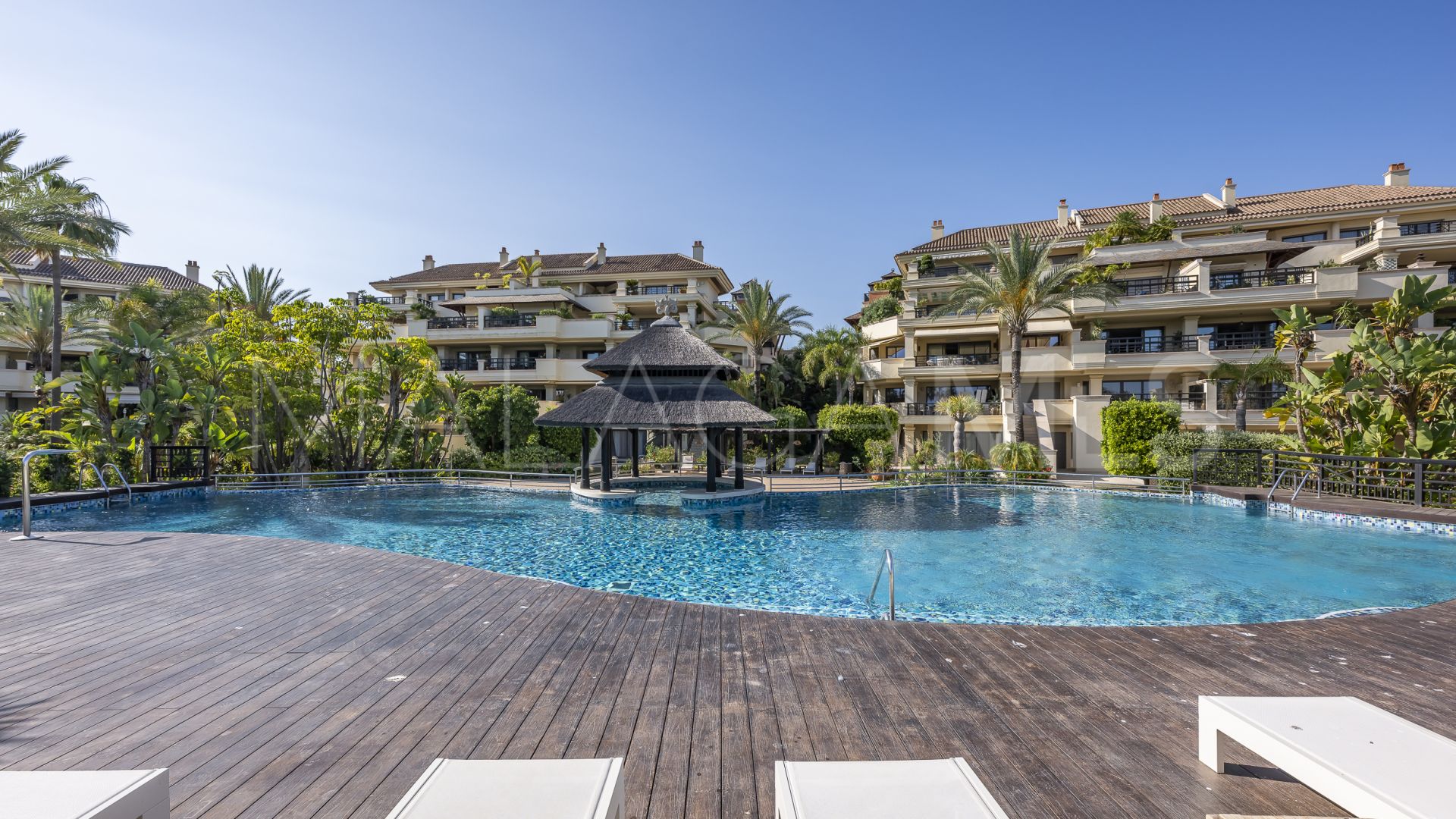 For sale Laguna de Banus 3 bedrooms apartment