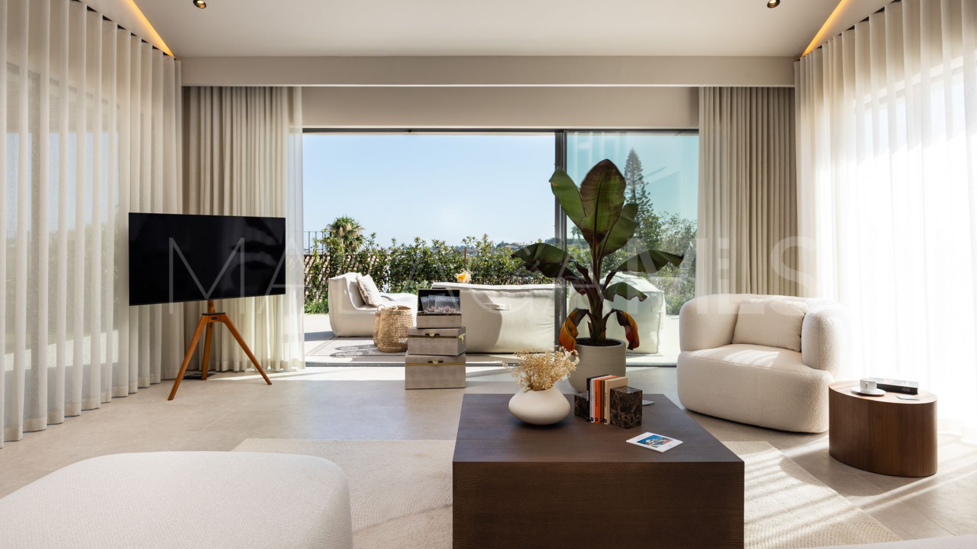 Villa for sale in Haza del Conde