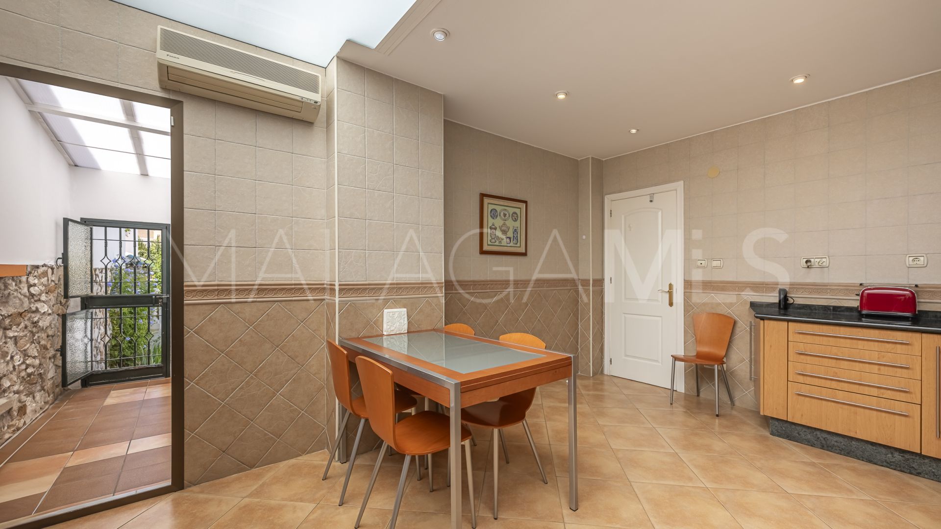 Parhus for sale in La Victoria - Conde de Ureña - Gibralfaro
