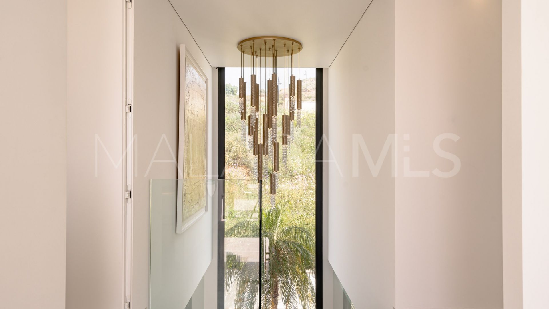 Buy villa with 4 bedrooms in Mijas Costa