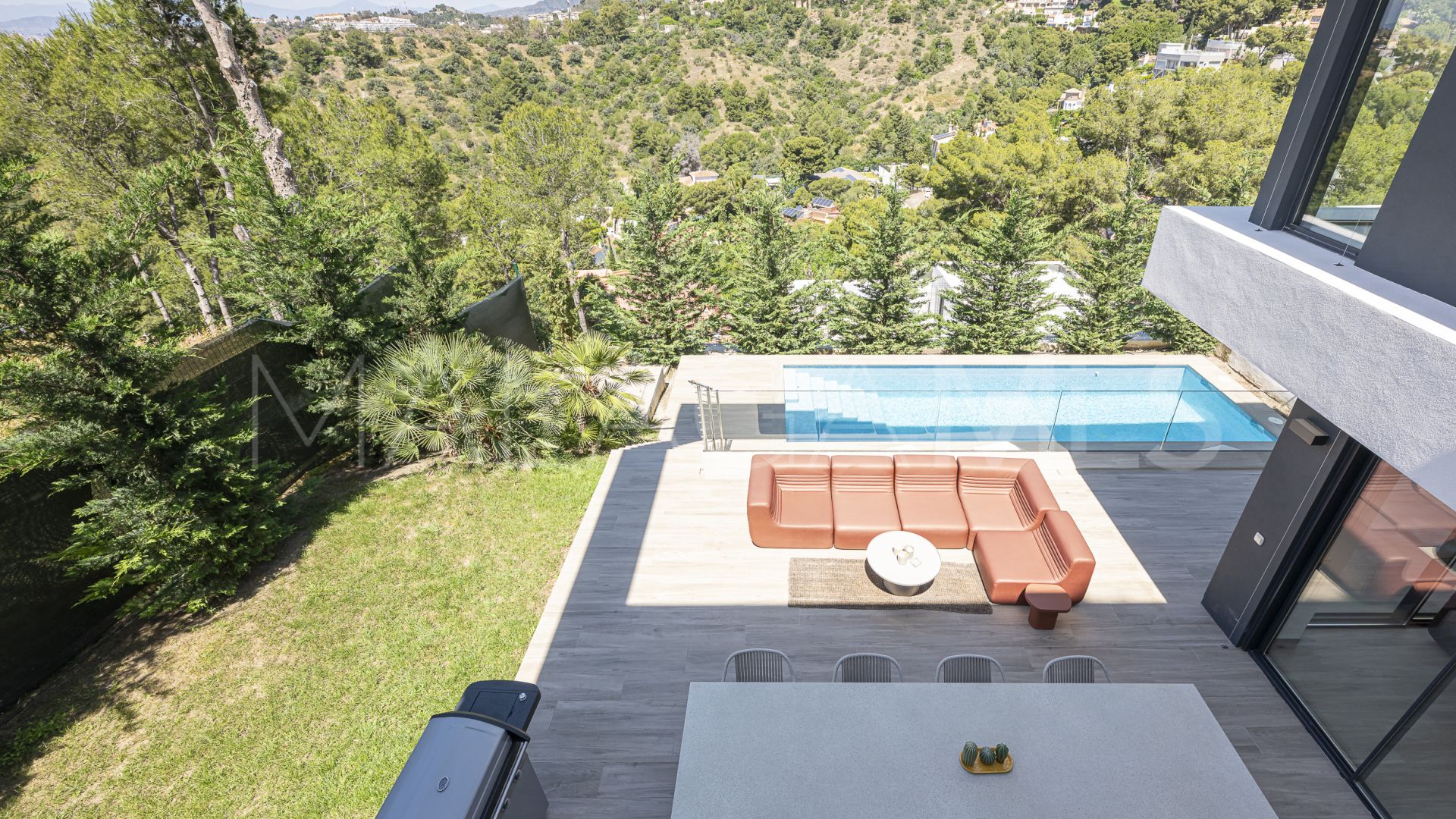 Villa for sale in Pinares de San Antón