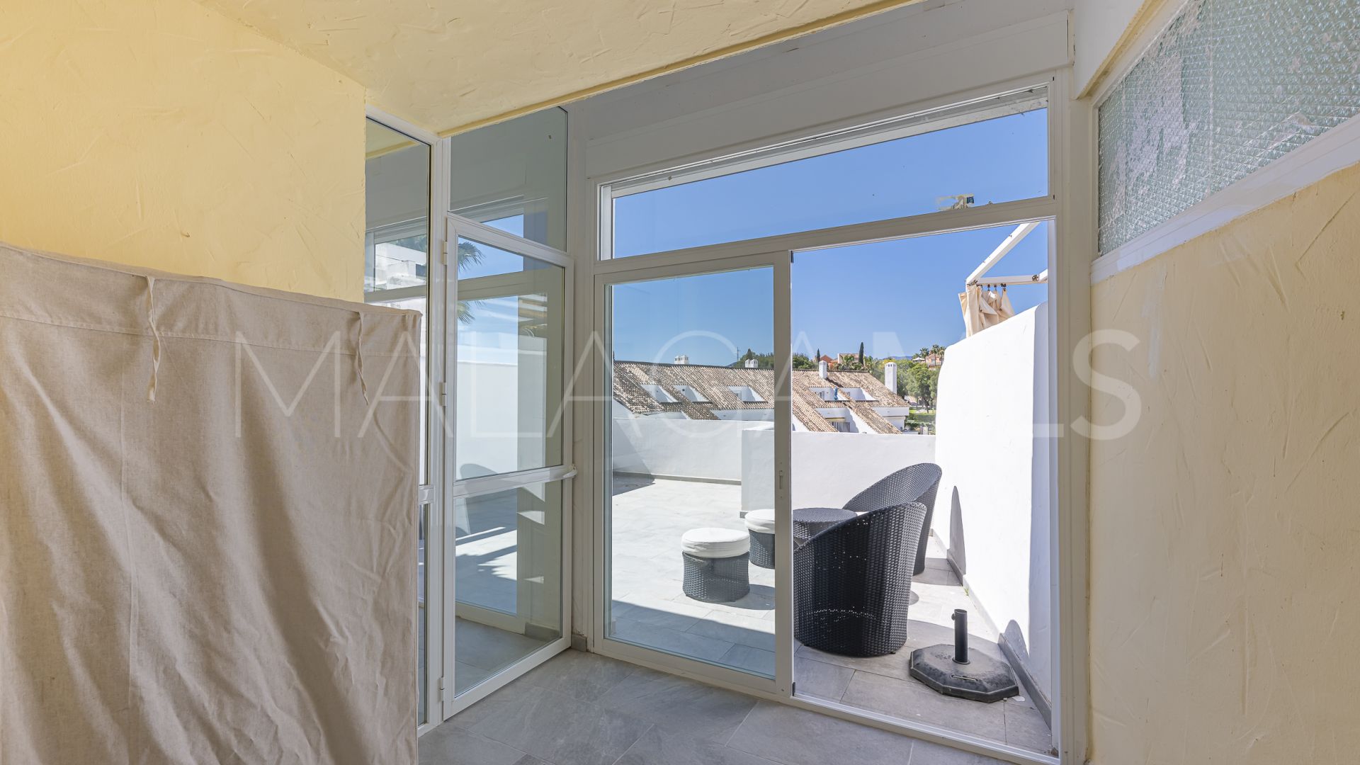 For sale Nueva Andalucia 2 bedrooms apartment