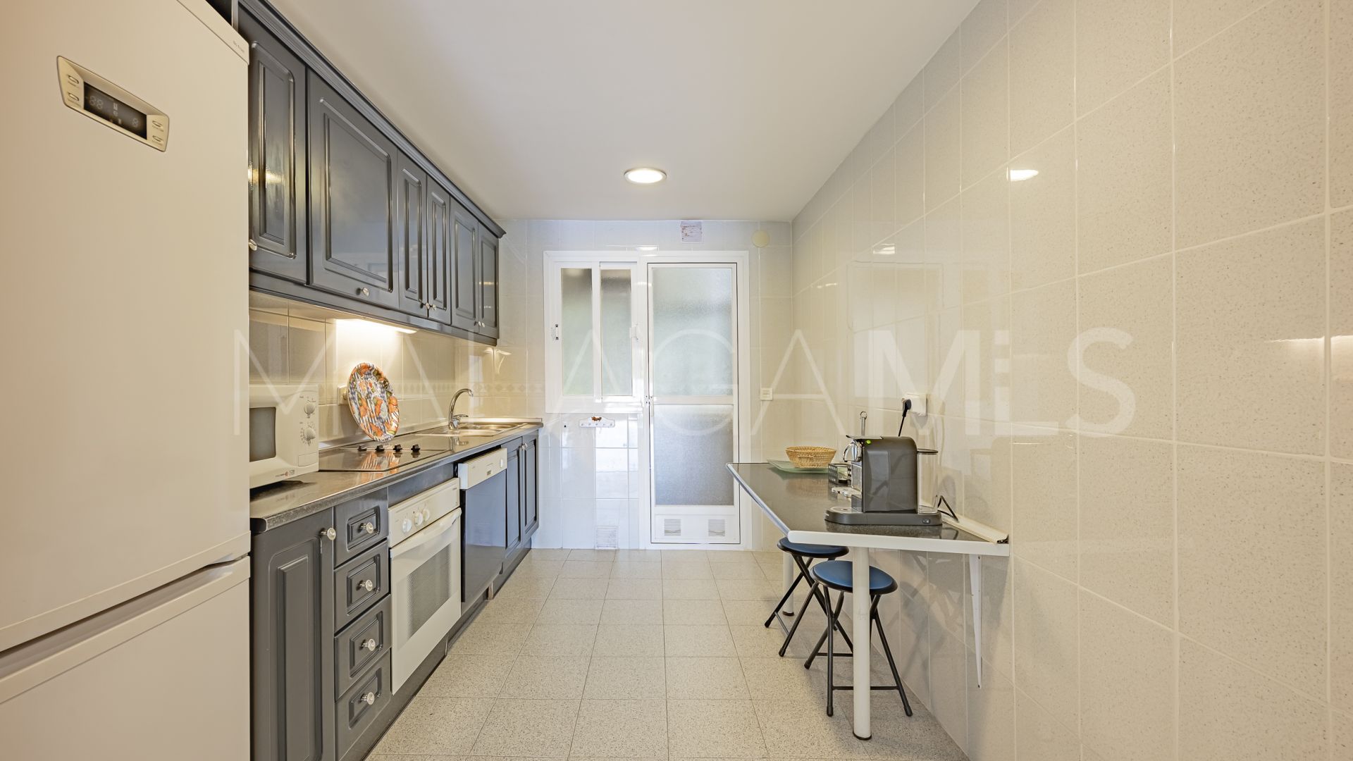 For sale Nueva Andalucia 2 bedrooms apartment