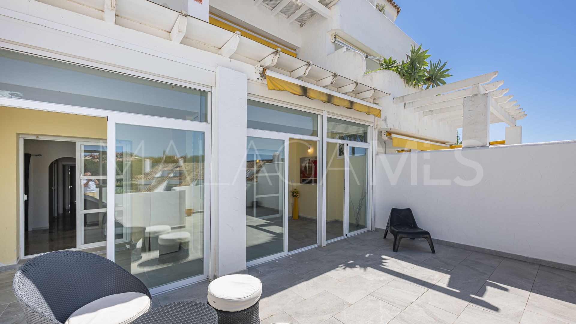 For sale Nueva Andalucia 2 bedrooms apartment