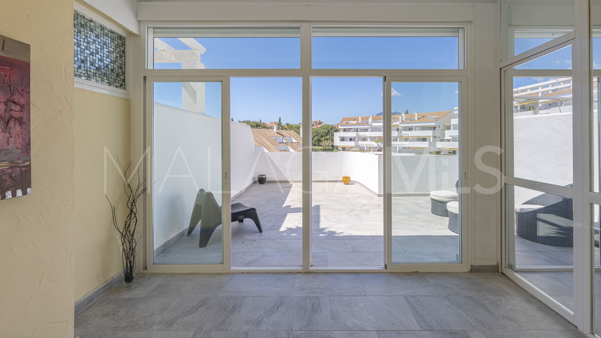 For sale Nueva Andalucia 2 bedrooms apartment