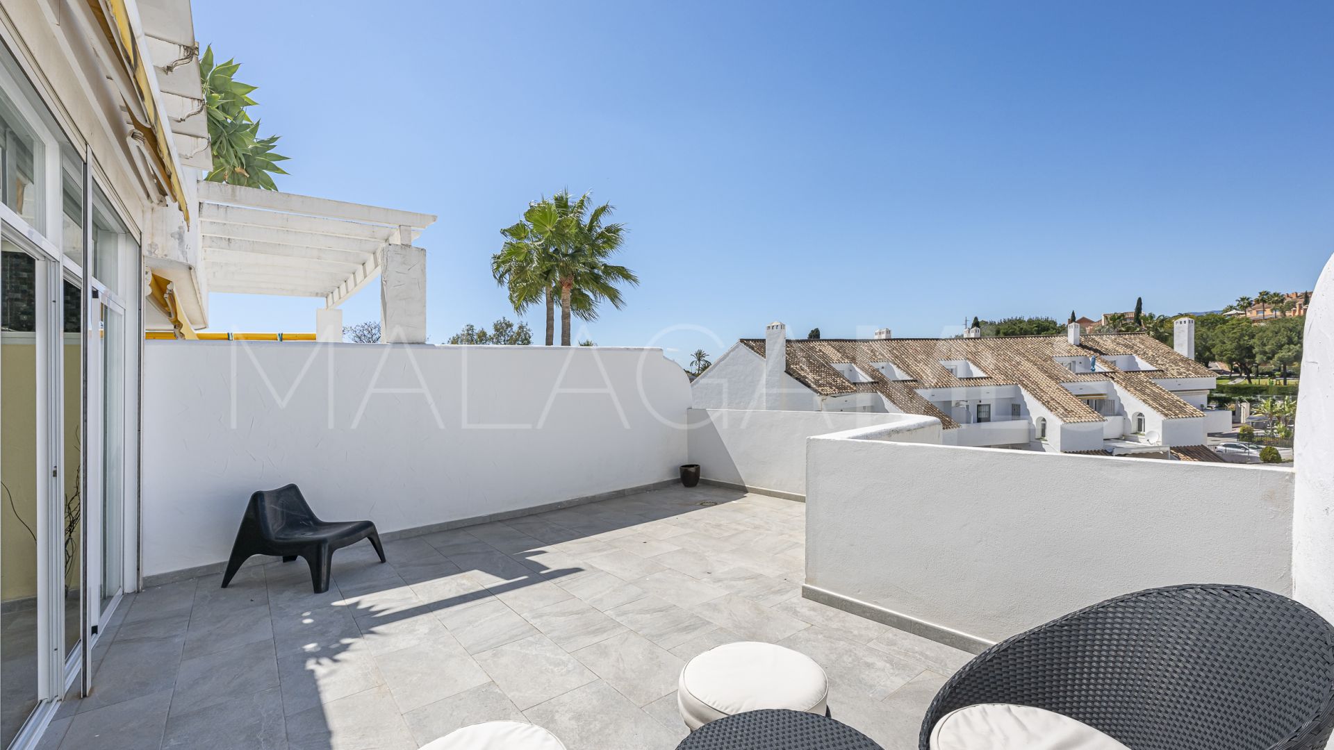 For sale Nueva Andalucia 2 bedrooms apartment