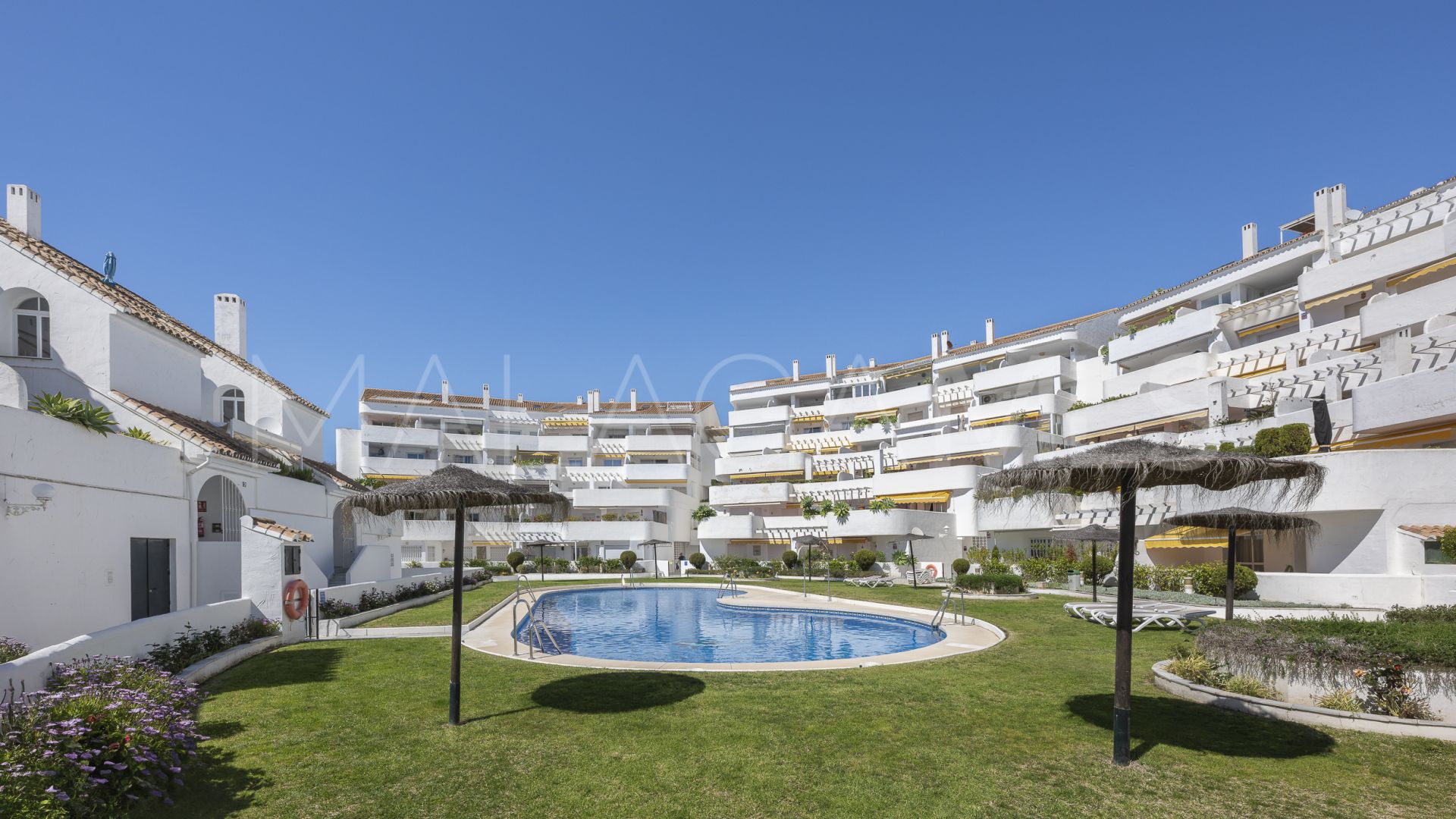 For sale Nueva Andalucia 2 bedrooms apartment